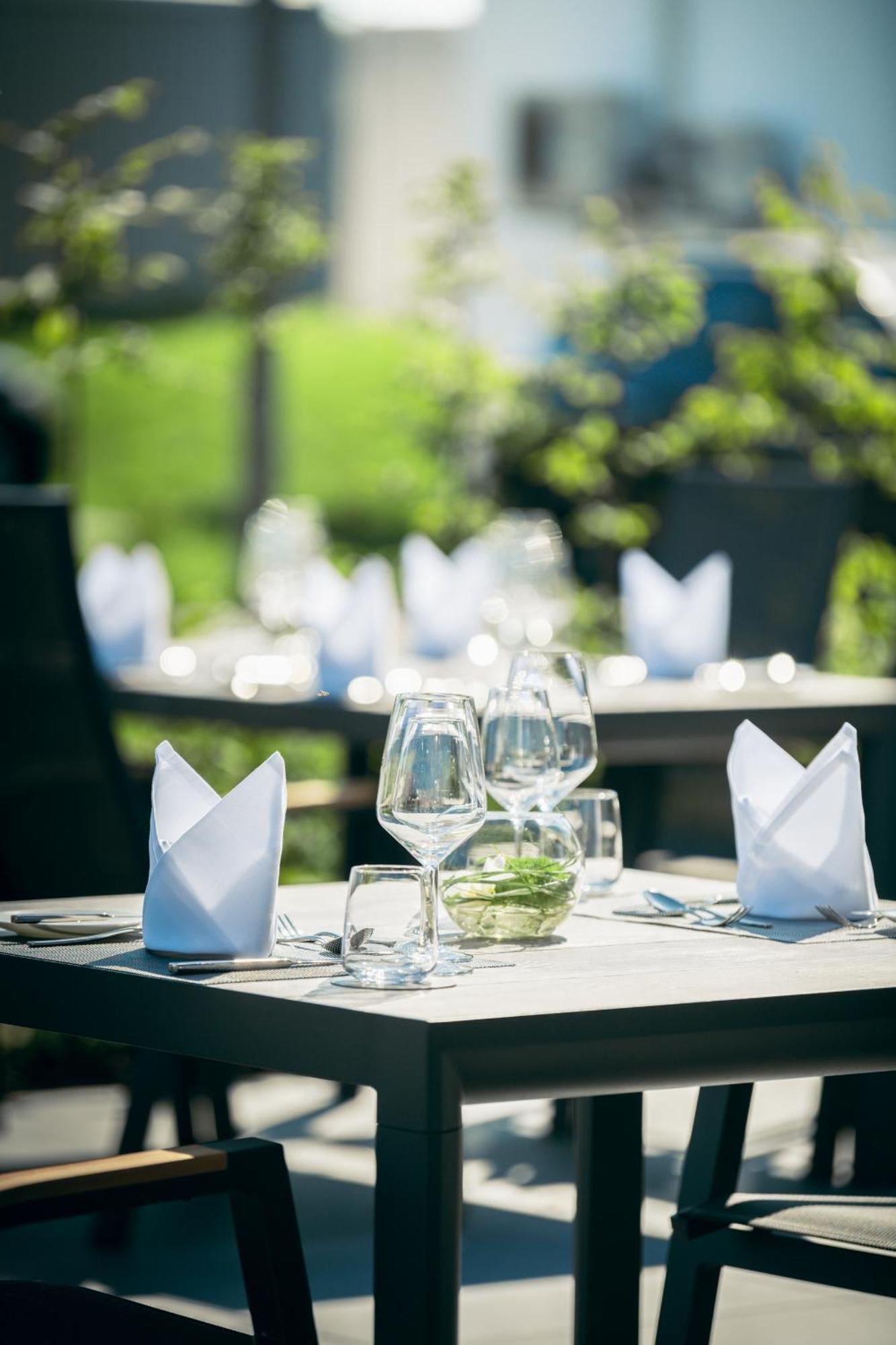 Target World Hunter'S Lodge Landscheid Bagian luar foto