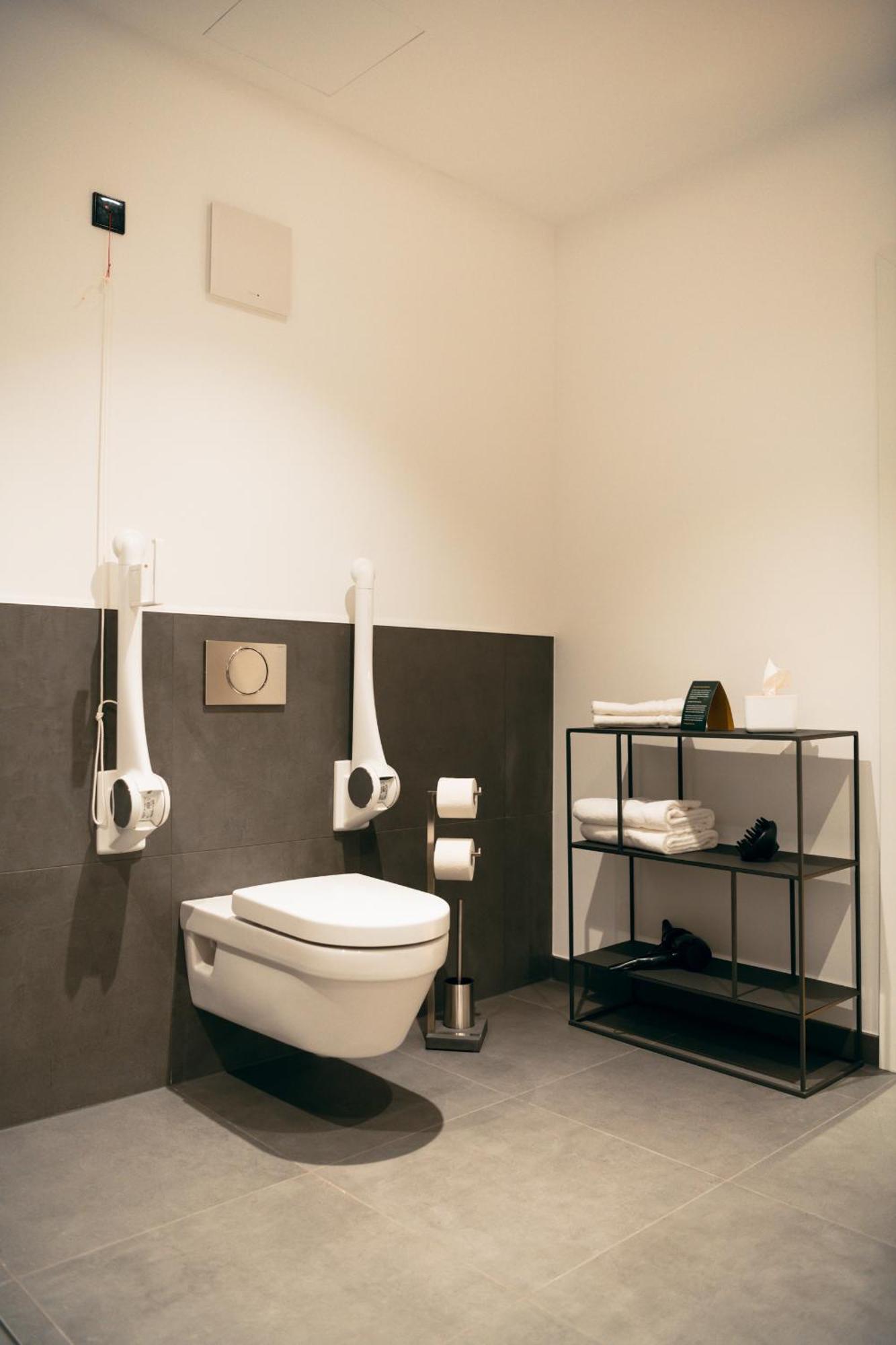 Target World Hunter'S Lodge Landscheid Bagian luar foto