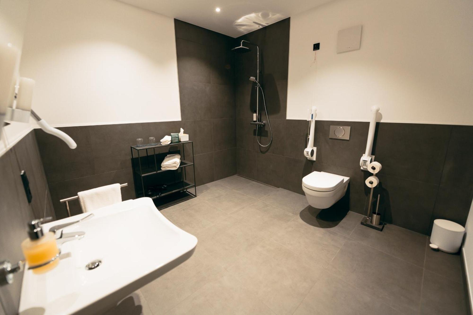 Target World Hunter'S Lodge Landscheid Bagian luar foto